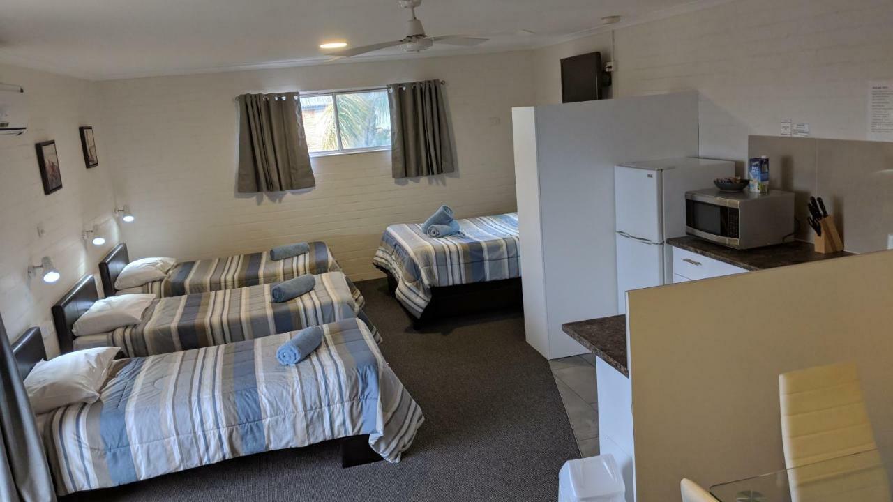 Manning Point Harrington Village Motel المظهر الخارجي الصورة