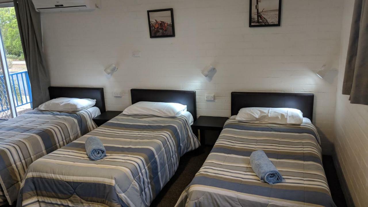 Manning Point Harrington Village Motel المظهر الخارجي الصورة